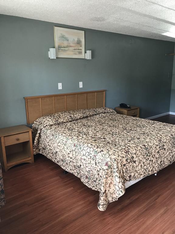 Economy Inn Модесто Екстериор снимка